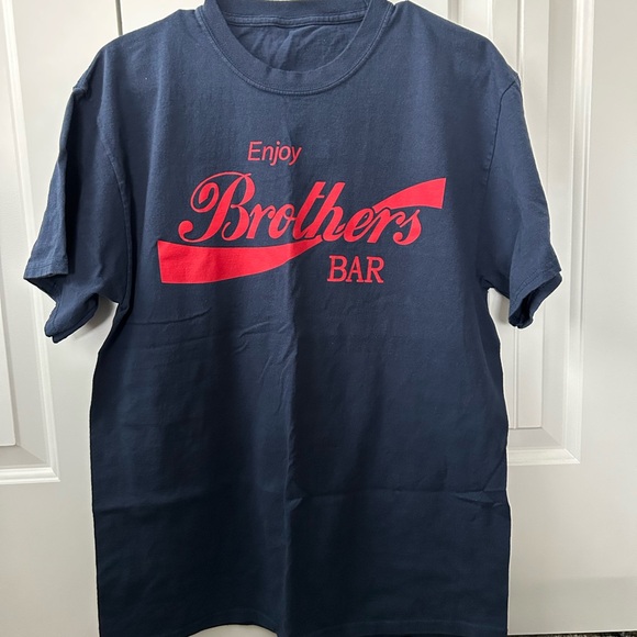 Brothers Bar tshirt - Picture 1 of 2